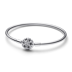 Brazalete Cadena con Tachuelas Pandora Moments Recubrimiento en Oro de 14k