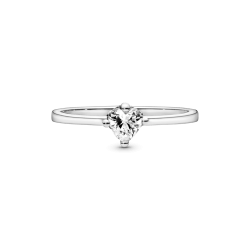 Anillo Solitario Corazón Transparente