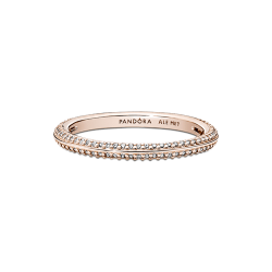 Anillo De Pavé Recubrimiento en Oro Rosa De 14K Pandora Me