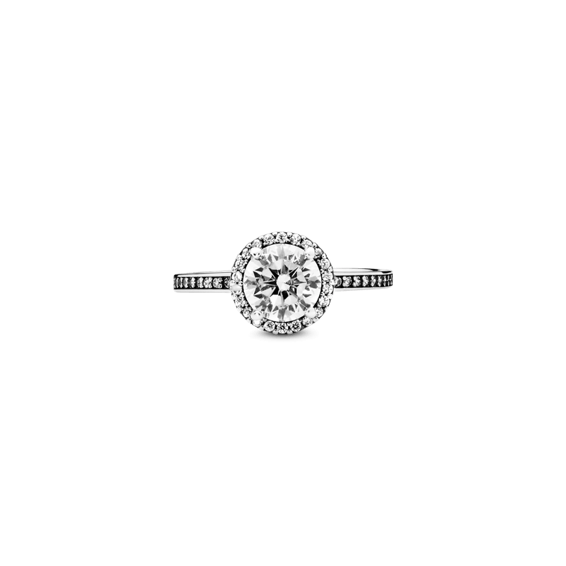 Anillo redondo con halo brillante