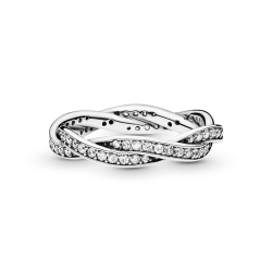 Anillo trenzado reluciente